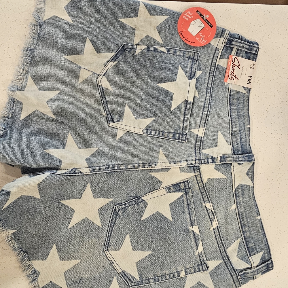 YMI Light Blue Denim Star Print Shorts, size Large